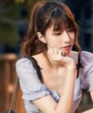 小遙(婧儿)个人资料照片